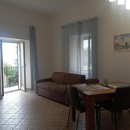 Apartamento Casa Ines Maranola Exterior foto