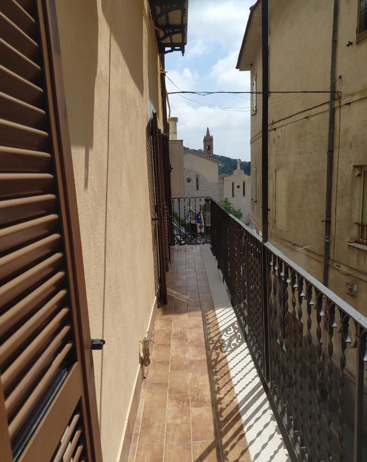 Apartamento Casa Ines Maranola Exterior foto