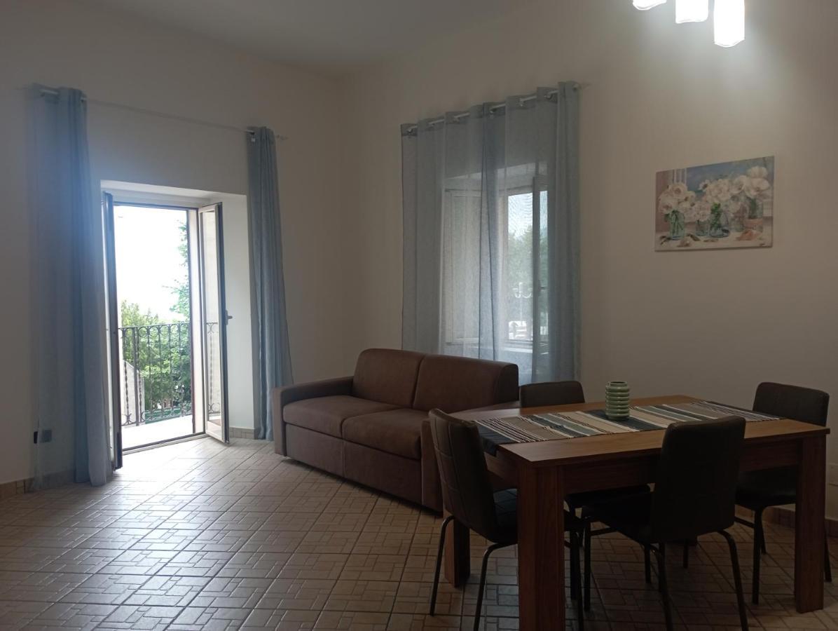 Apartamento Casa Ines Maranola Exterior foto